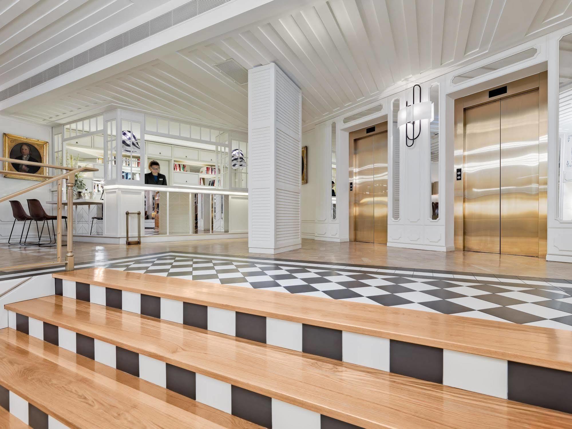 Hotel H10 Duque De Loule 4*