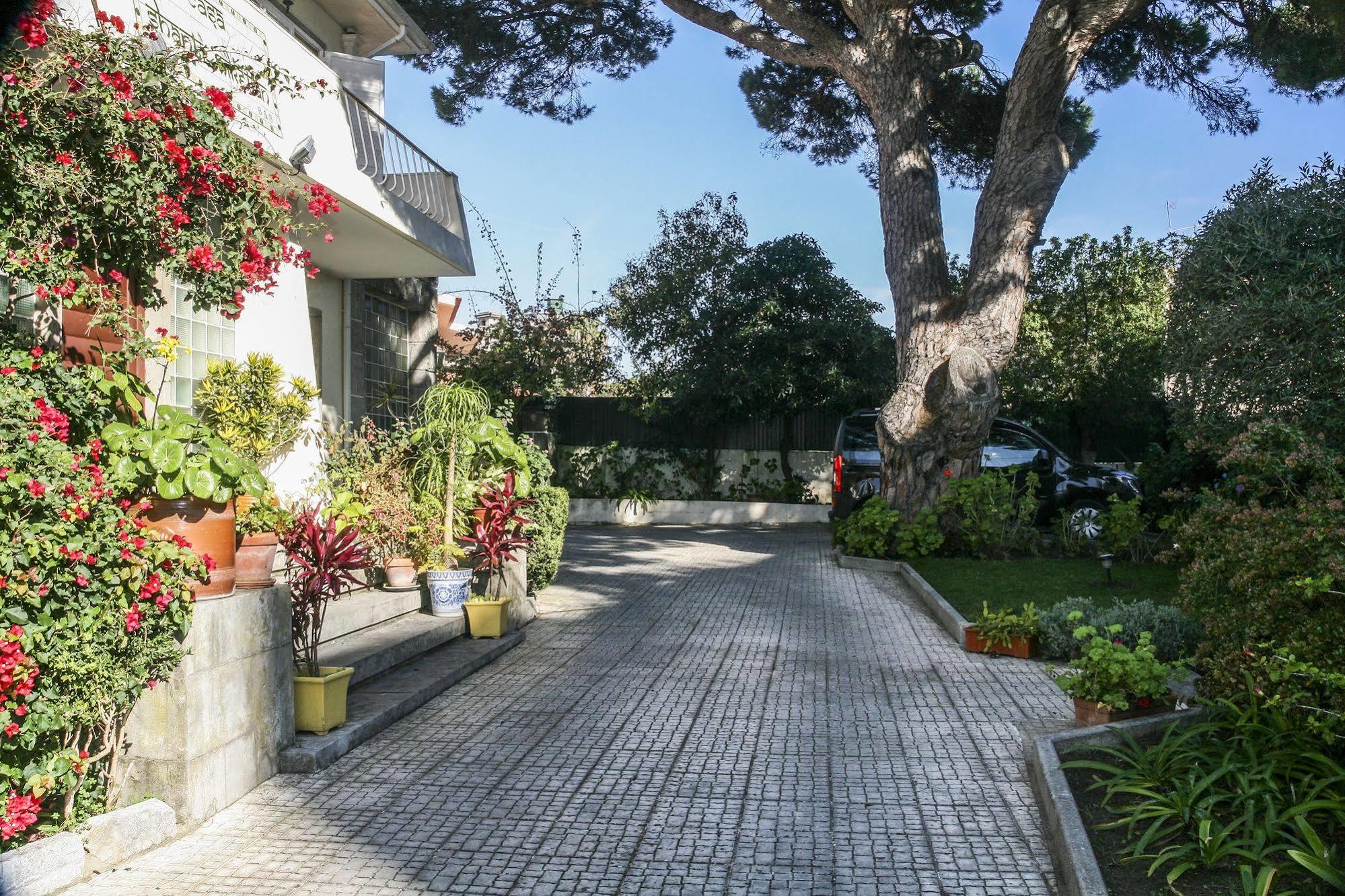 Guest house Casa Shanti Niketan Estoril