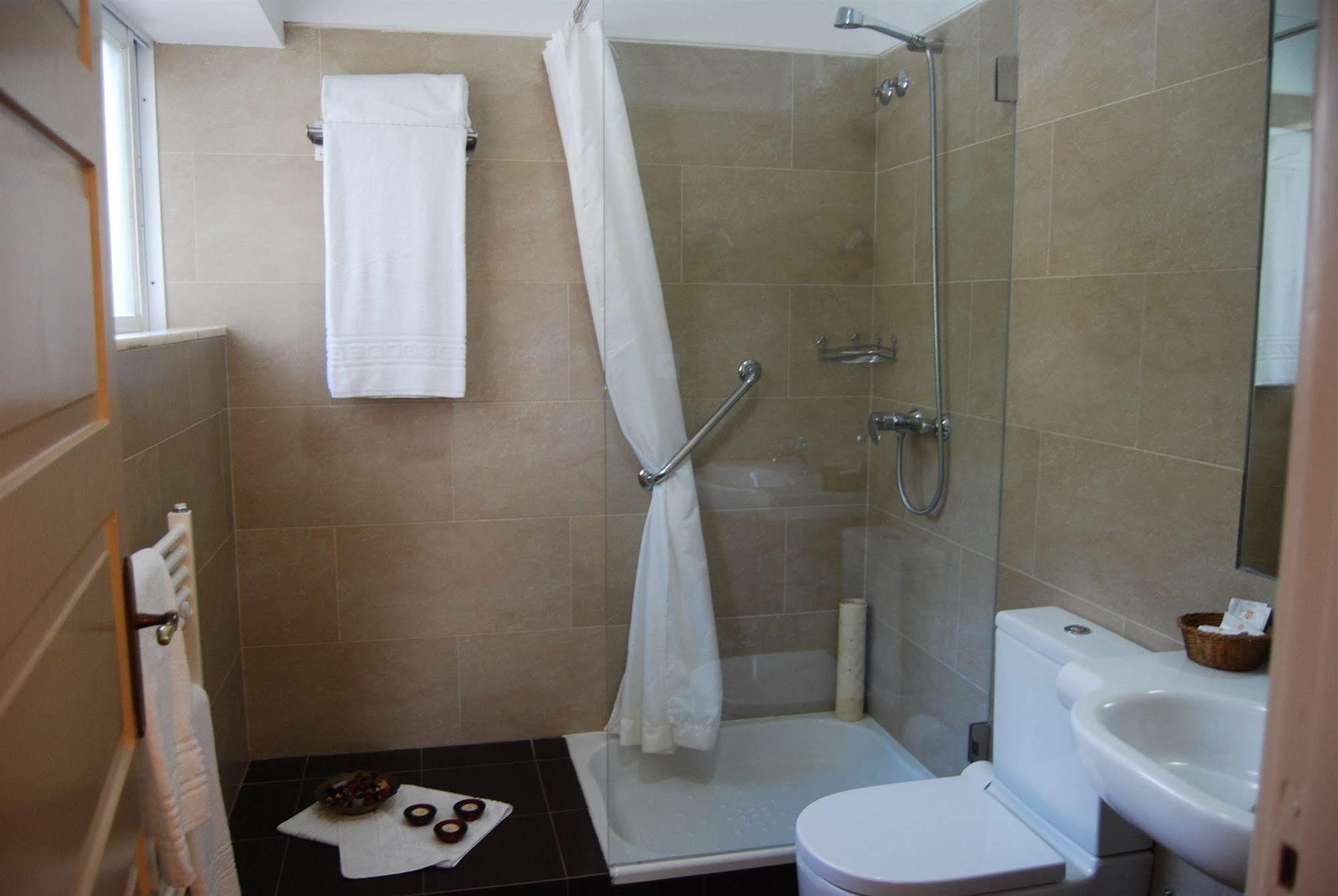 Casa Shanti Niketan Guest house Estoril