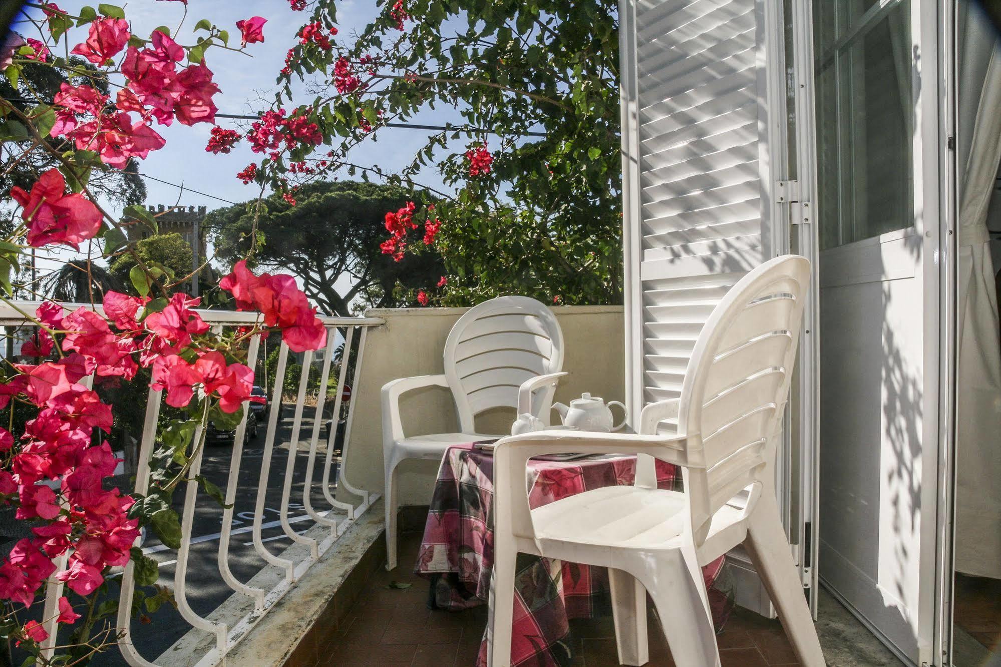 Casa Shanti Niketan Guest house