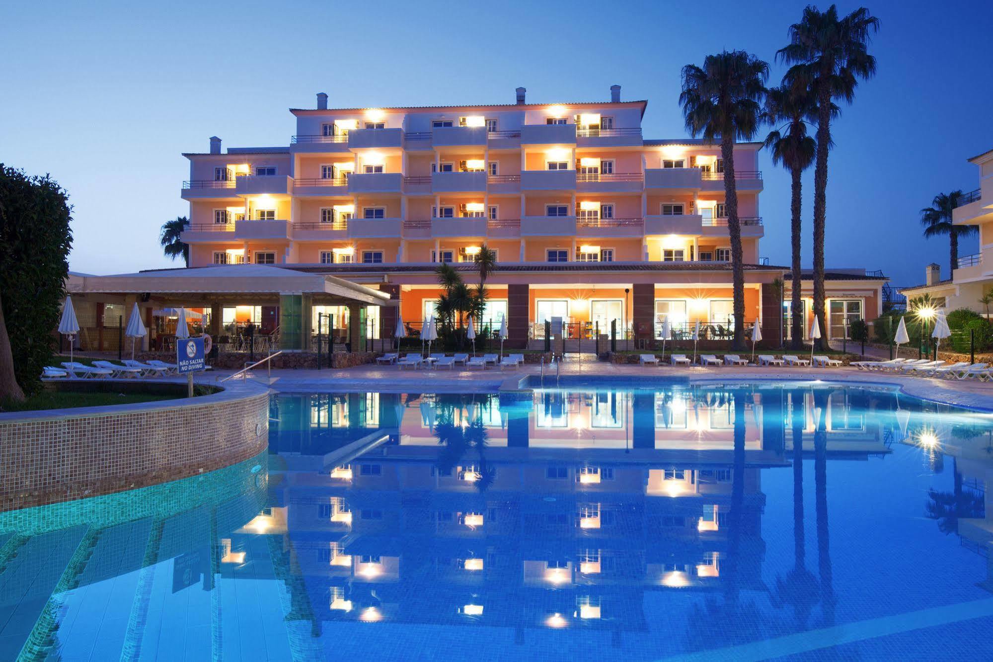 Aparthotel Vitors Plaza