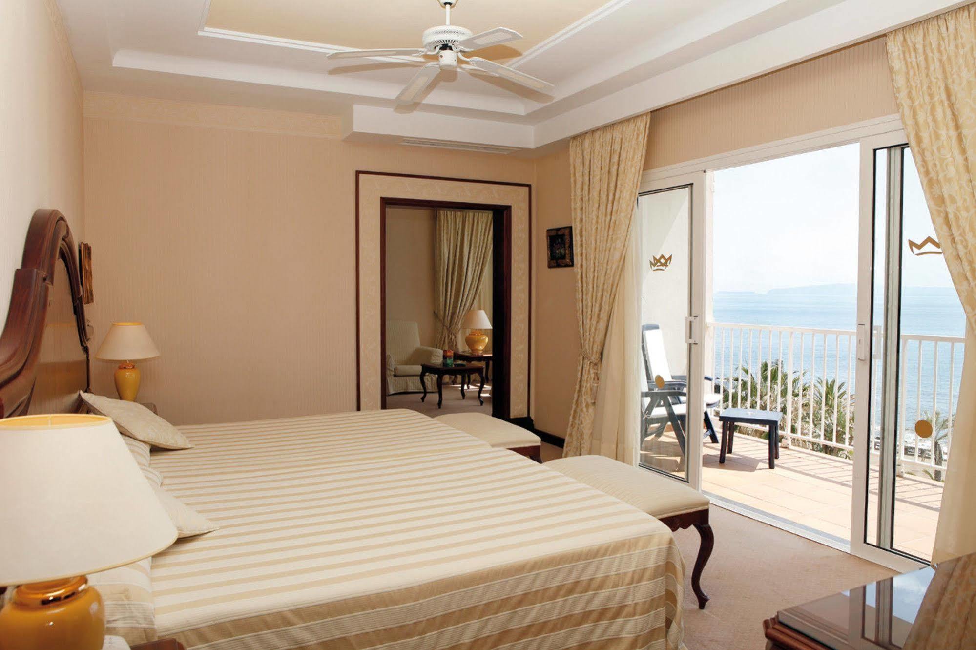 Hotel Riu Madeira 4*