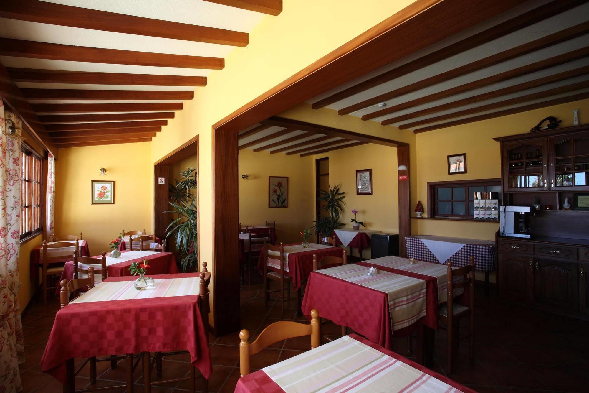 Ventura Aparthotel 3*
