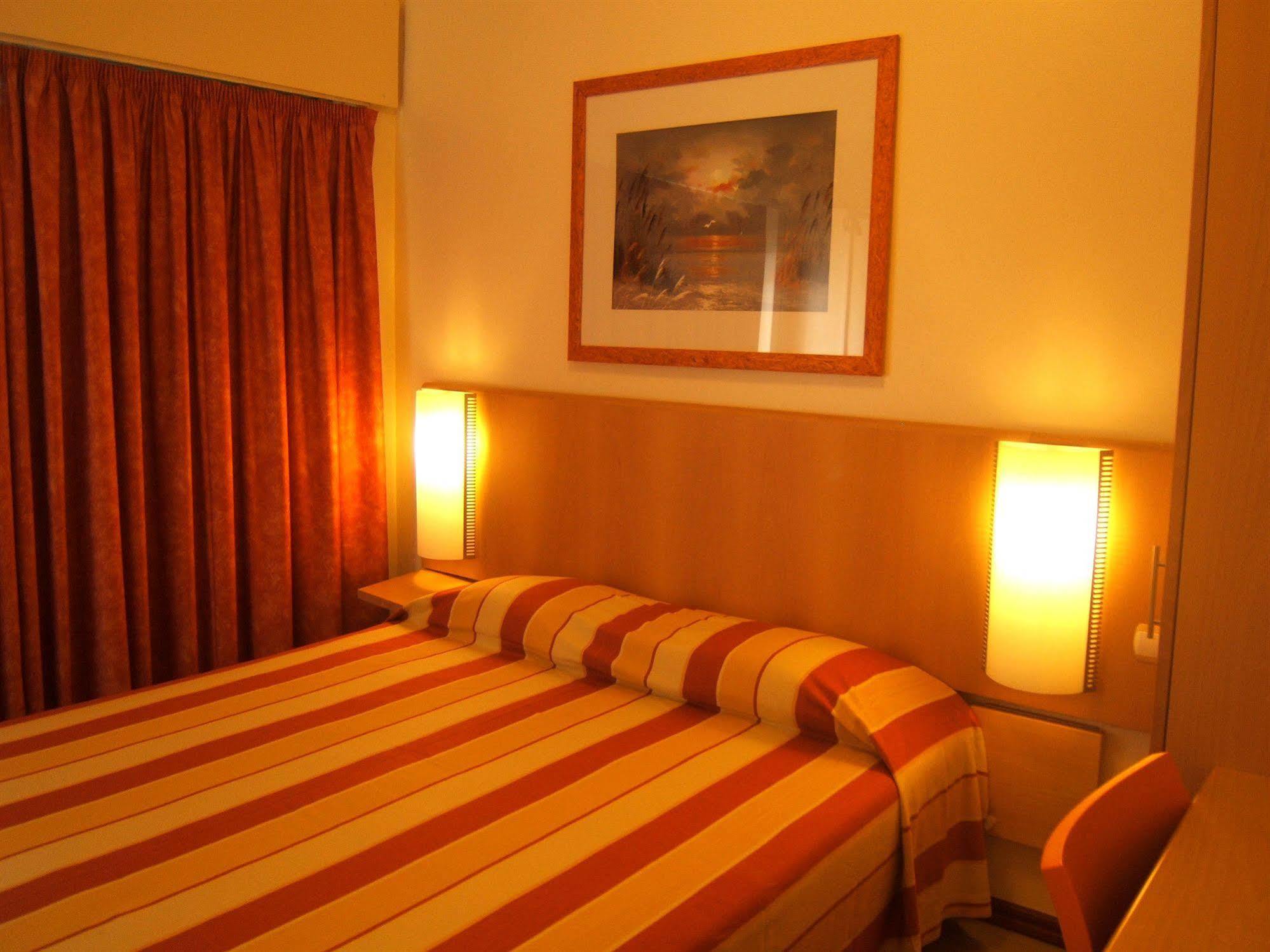 Guest house Residencial Jardim Da 2*
