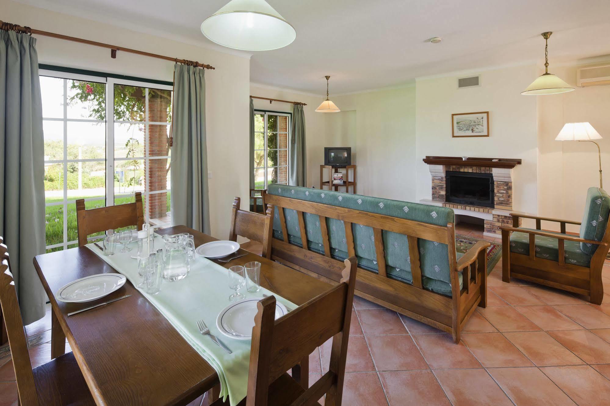 Colina Da Lapa Apartment