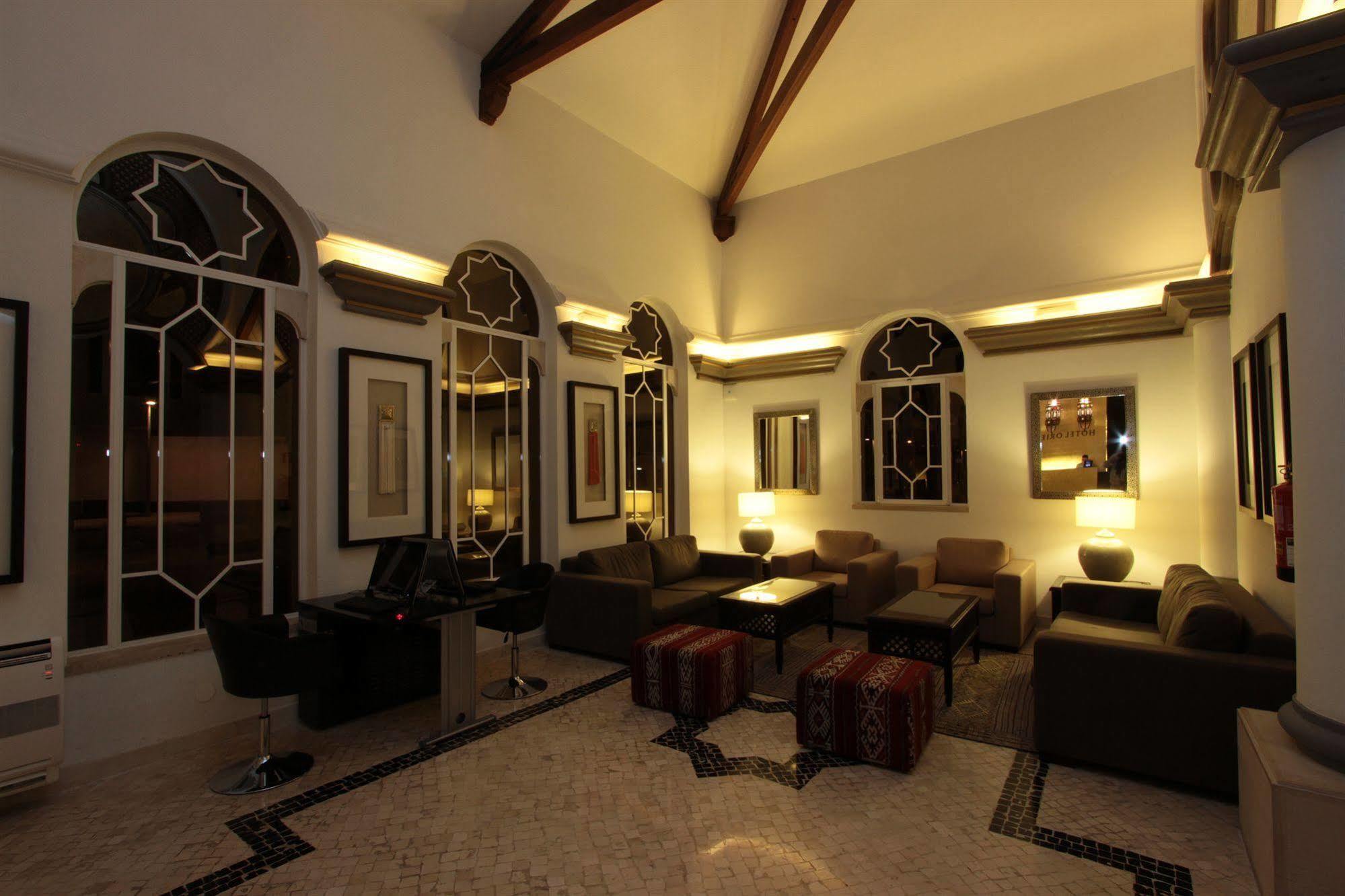 Ap Oriental - Adults Friendly