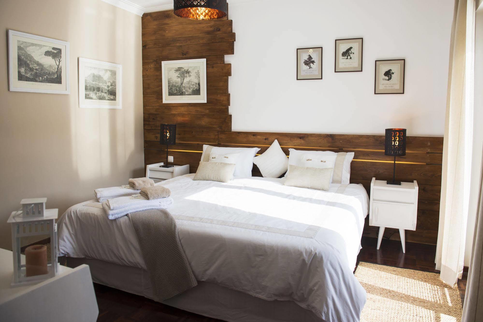 Laneez Surf House Hostel Ericeira