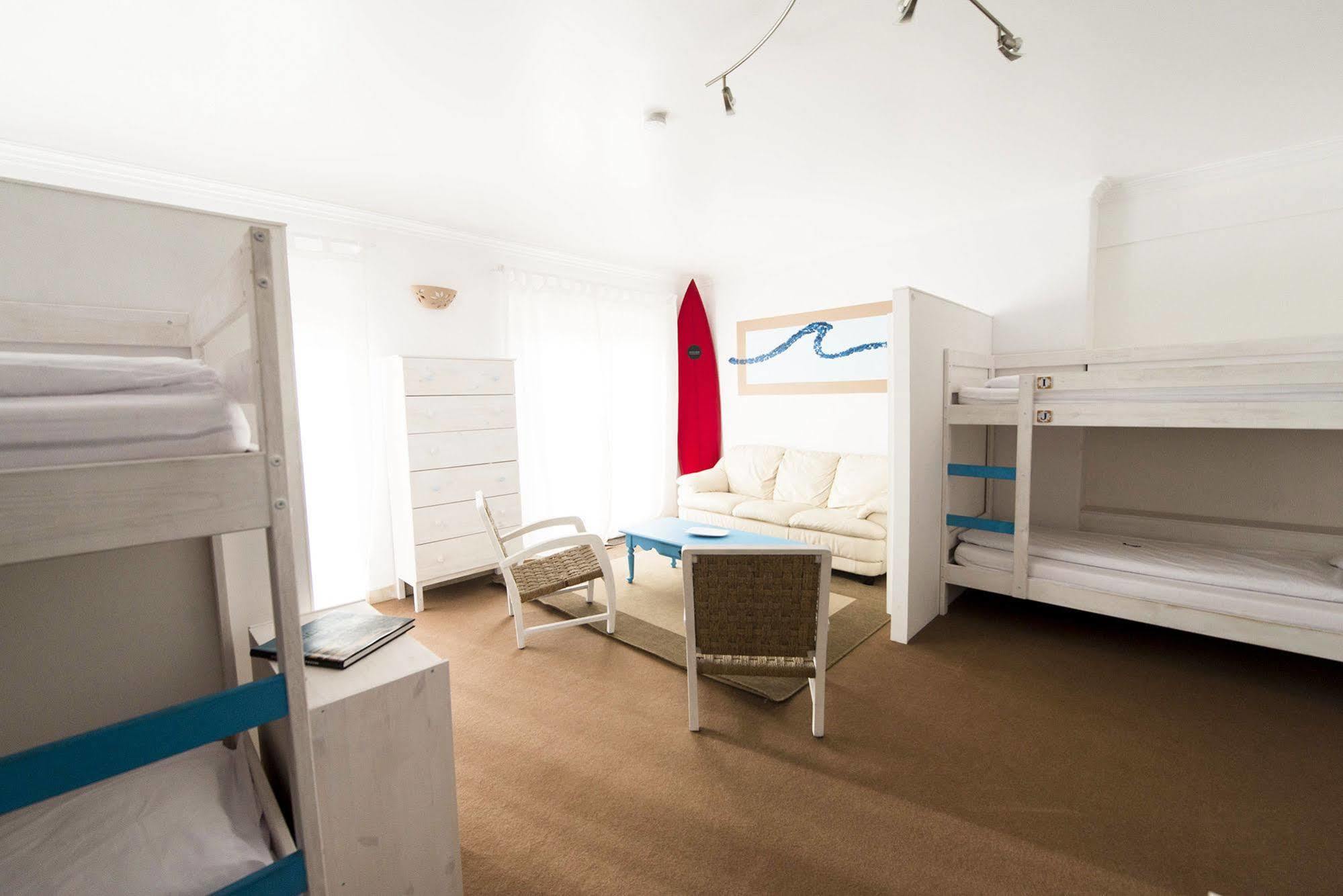 Laneez Surf House Ericeira