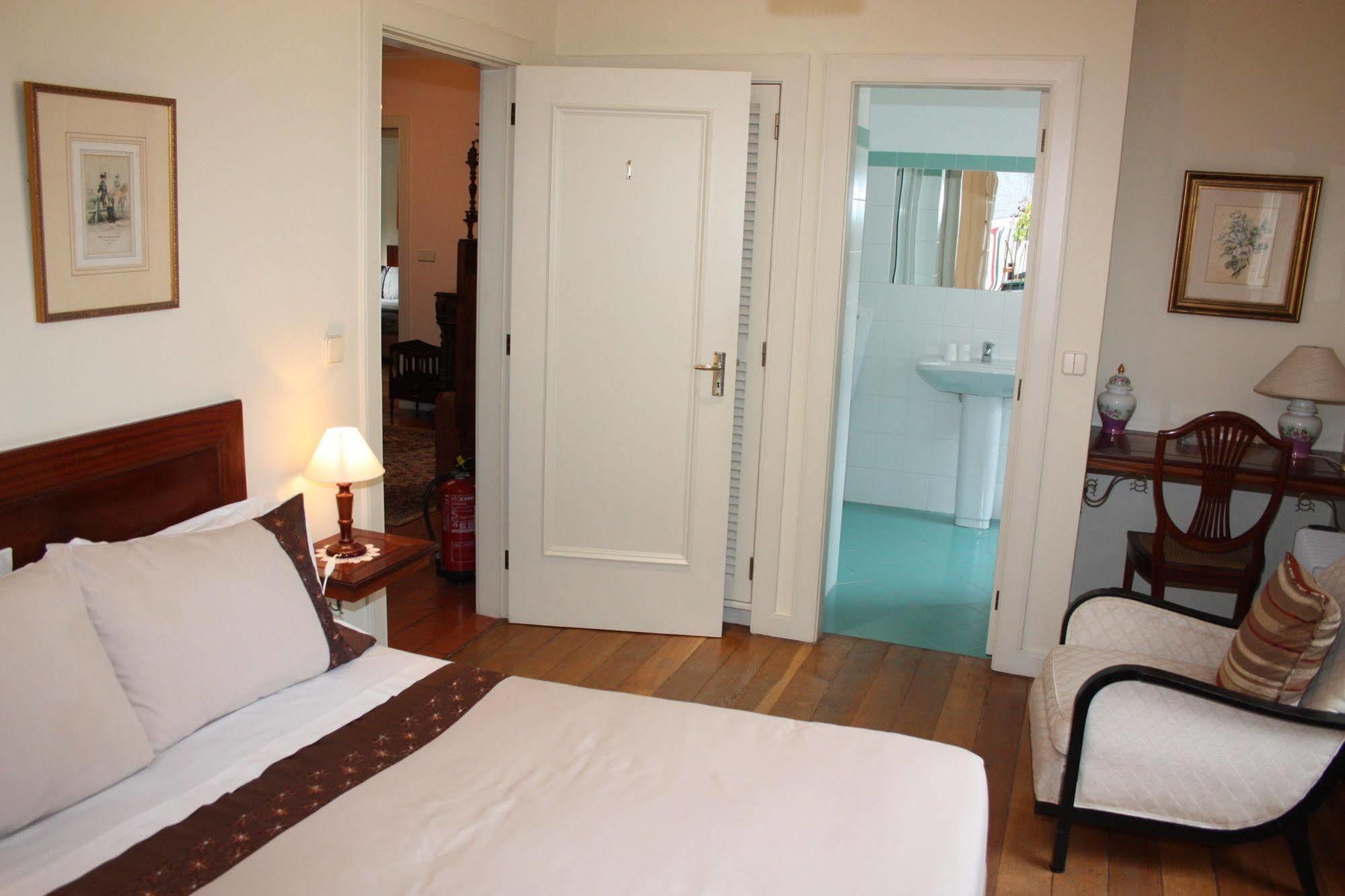Casa Videiras Bed & Breakfast