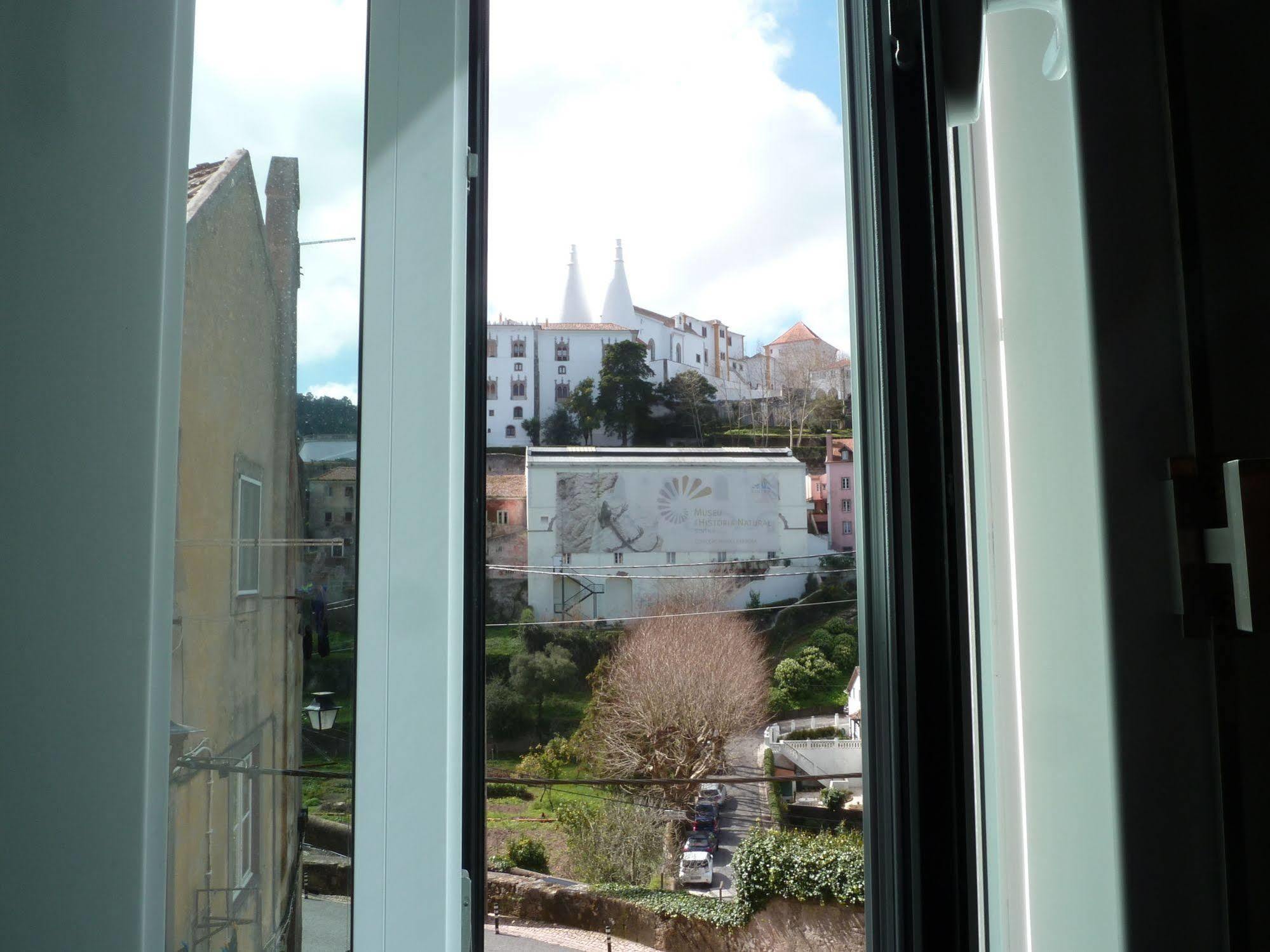 Moon Hill By Joivy Hostel