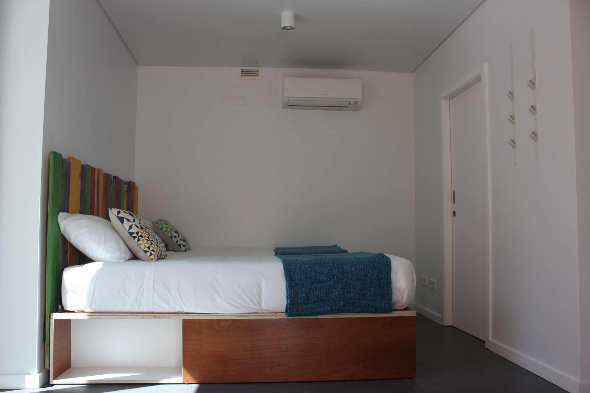 Hostel Moon Hill By Joivy Sintra