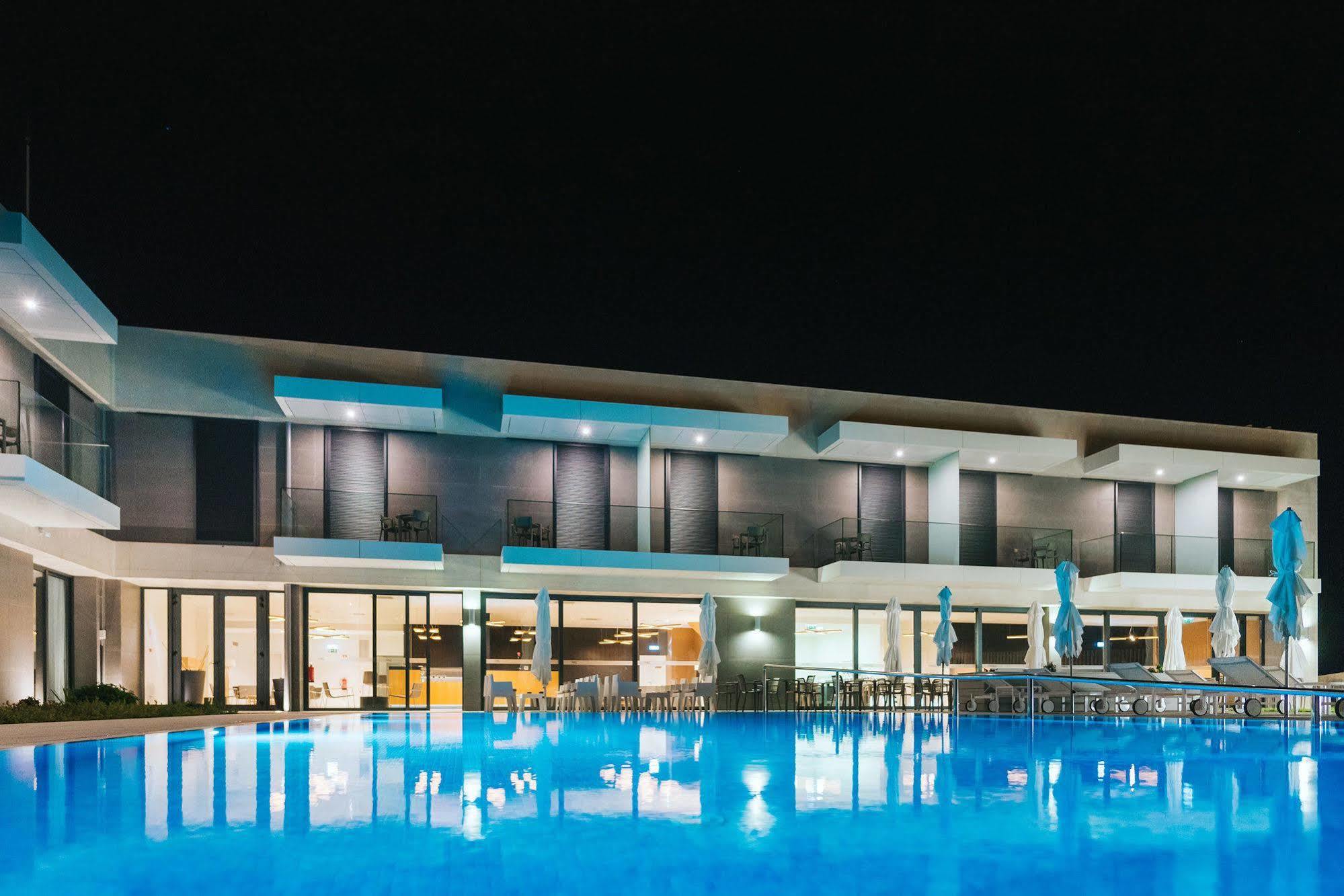 Baleira Village Hotel 4*