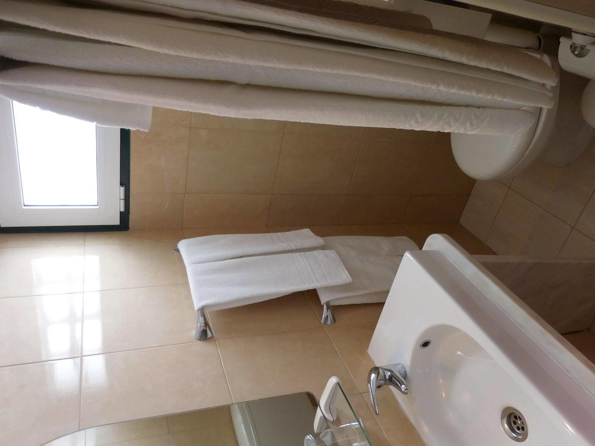 Pensao Dona Ana By Portugalferias Guest house