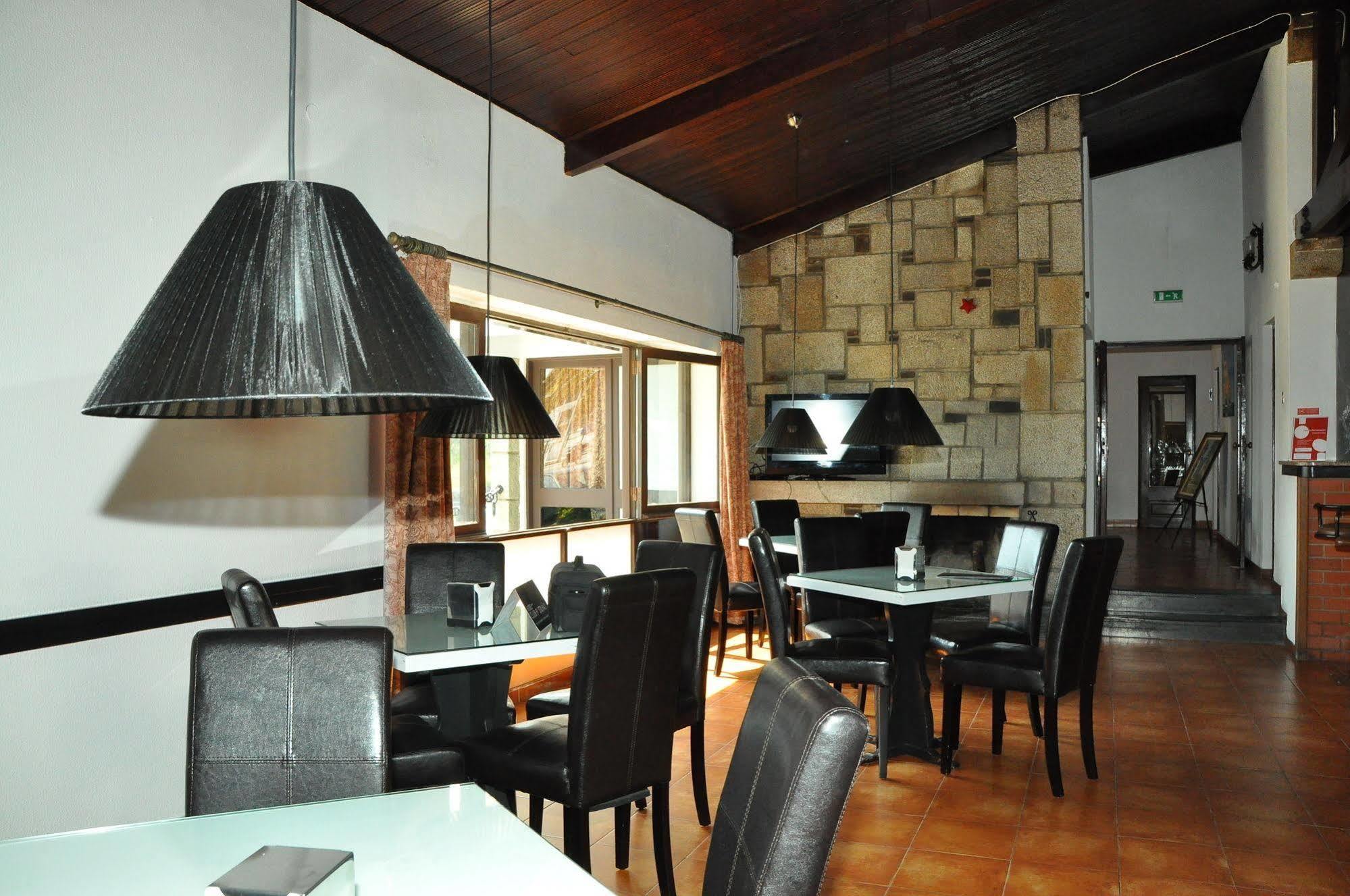 Do Cais Hotel 2*