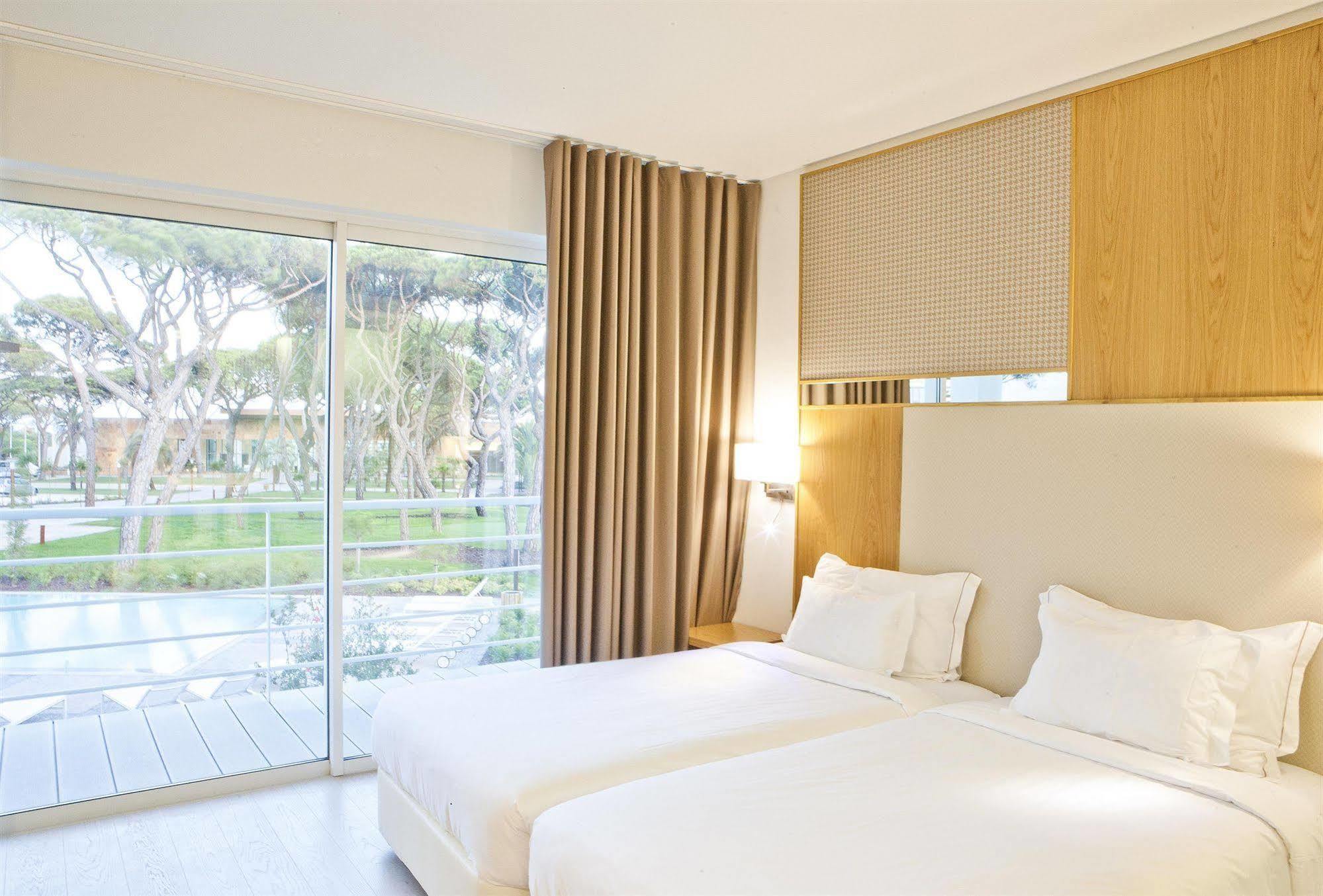 Onyria Marinha Boutique Hotel 5*