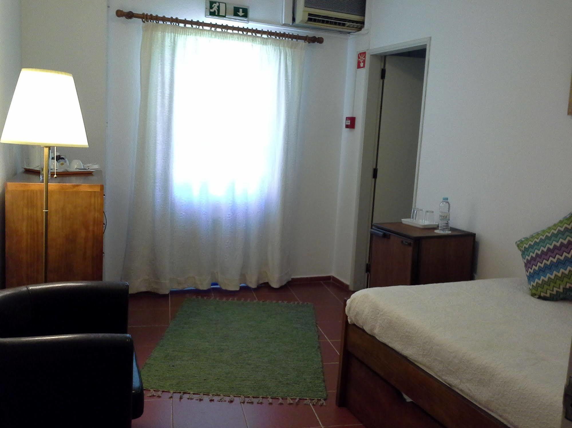 Manta Guest