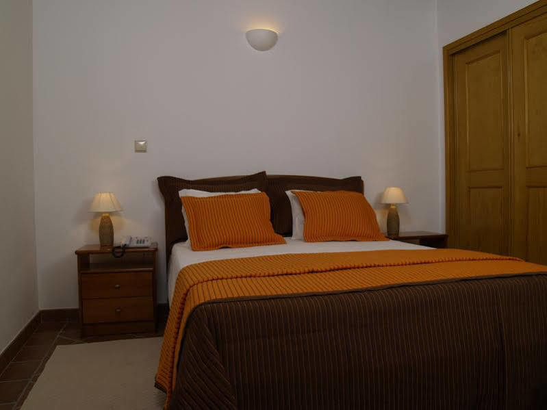 Hotel Nave Redonda Do Cerro Cansino