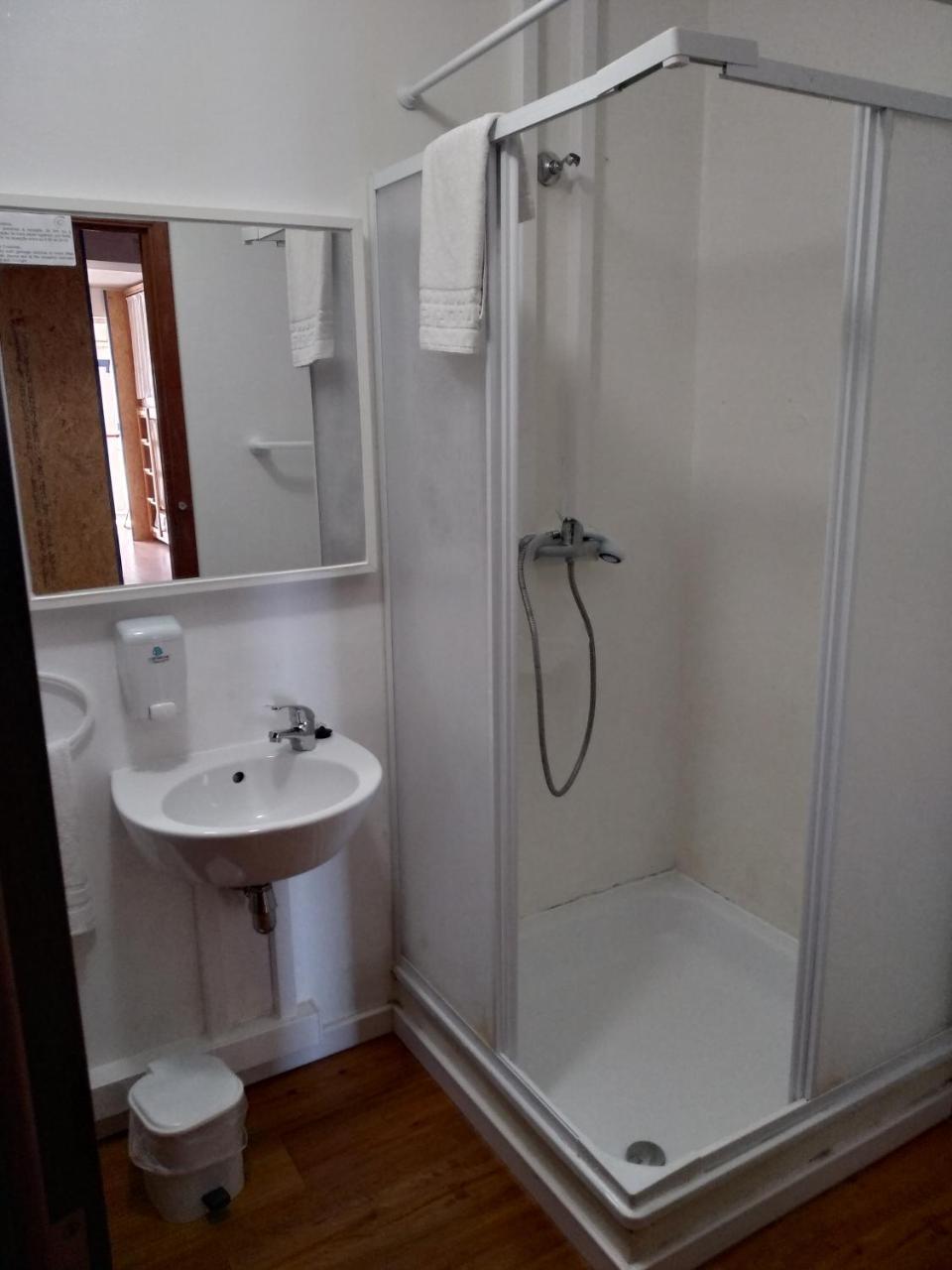 Allmar Hostel *