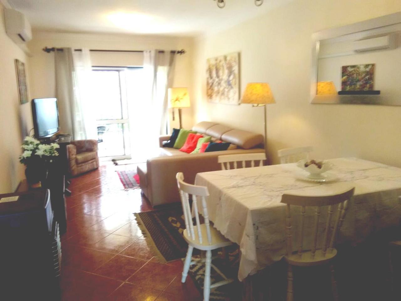 Apartment Rue Melvin Jones *