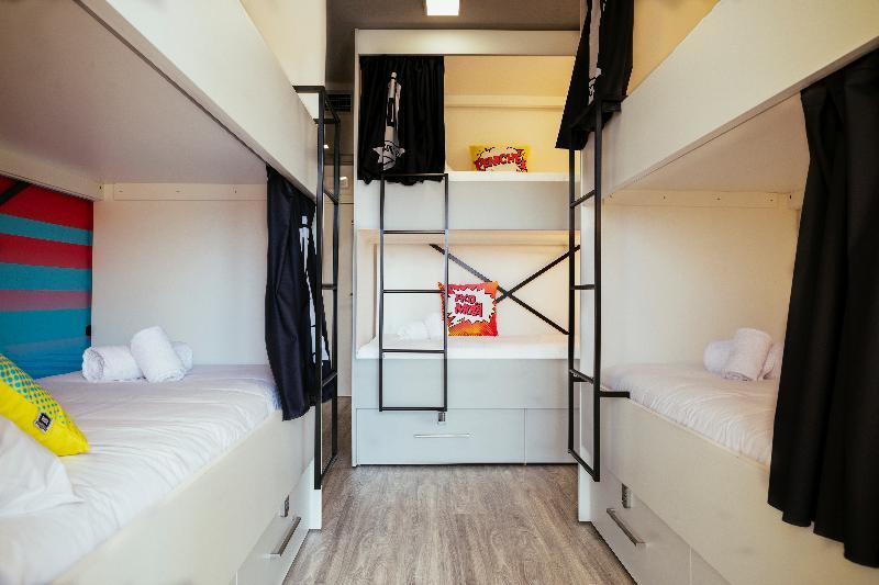 Guest house Ride Surf & 4*