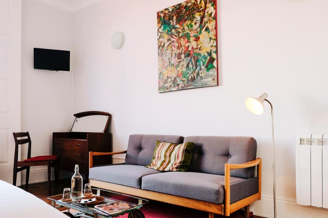 Dona Emilia Guest House & Studio Apartment Building Guest house 3*