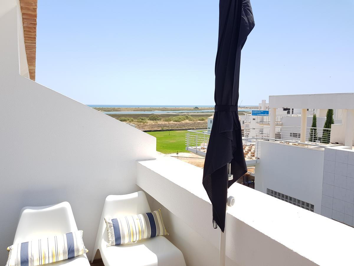 Sea View *