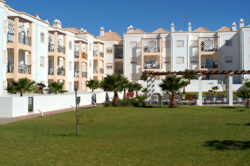 Da Lota - Beachfront Aparthotel