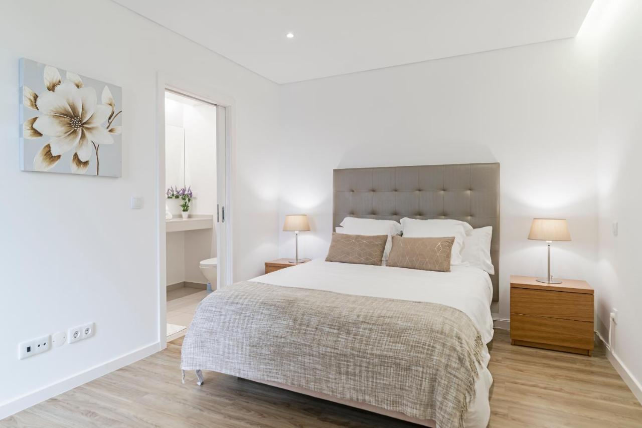 Ourmadeira - Calheta Heights, Modern Villa Calheta (Madeira)