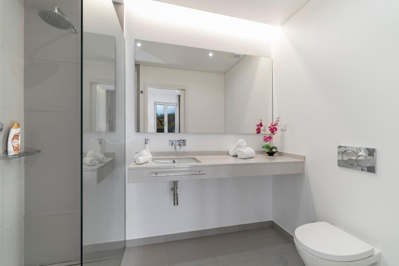 Villa Ourmadeira - Calheta Heights, Modern Calheta (Madeira)