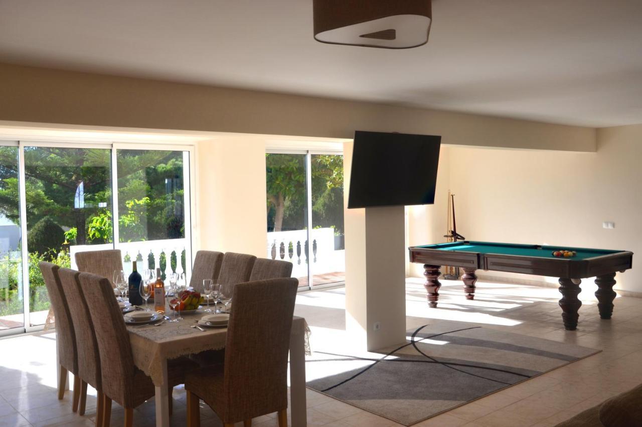 On The By Galantevasques Villa *