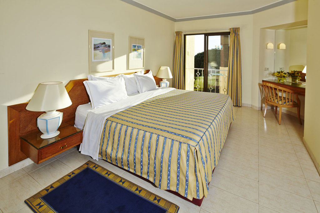 Four Seasons Resort