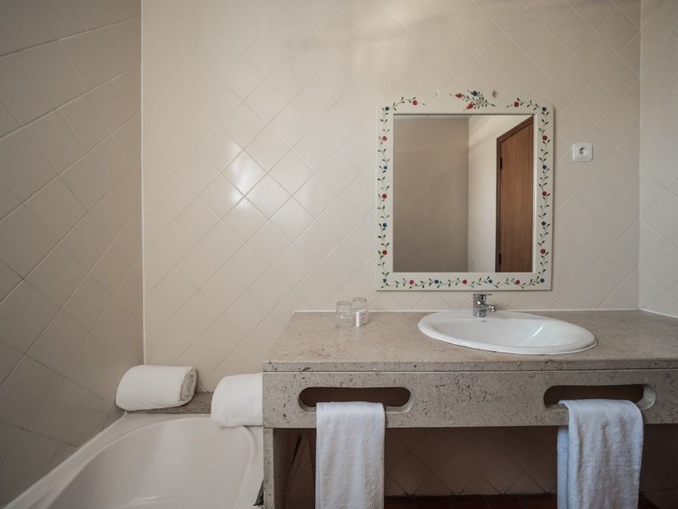 Hotel Indigo By Ihg (adults Only) Albufeira