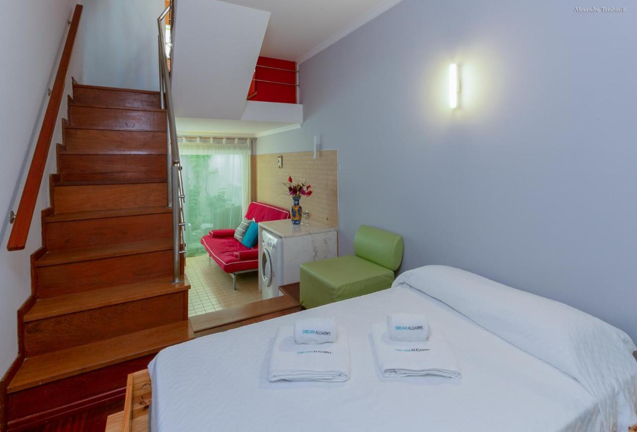 B28 - Stylish Typical House * Lagos