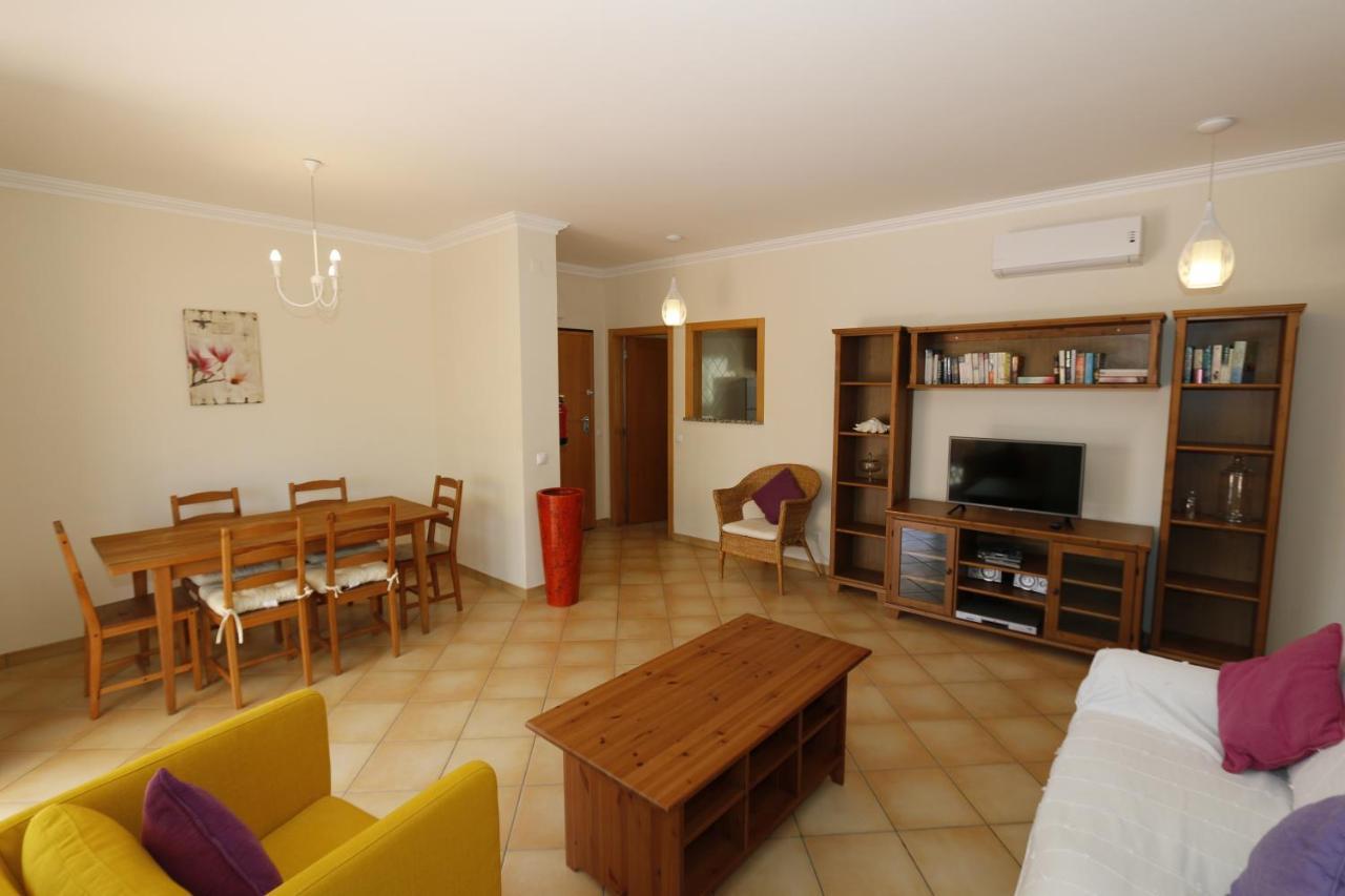 Old Village Apartamento *