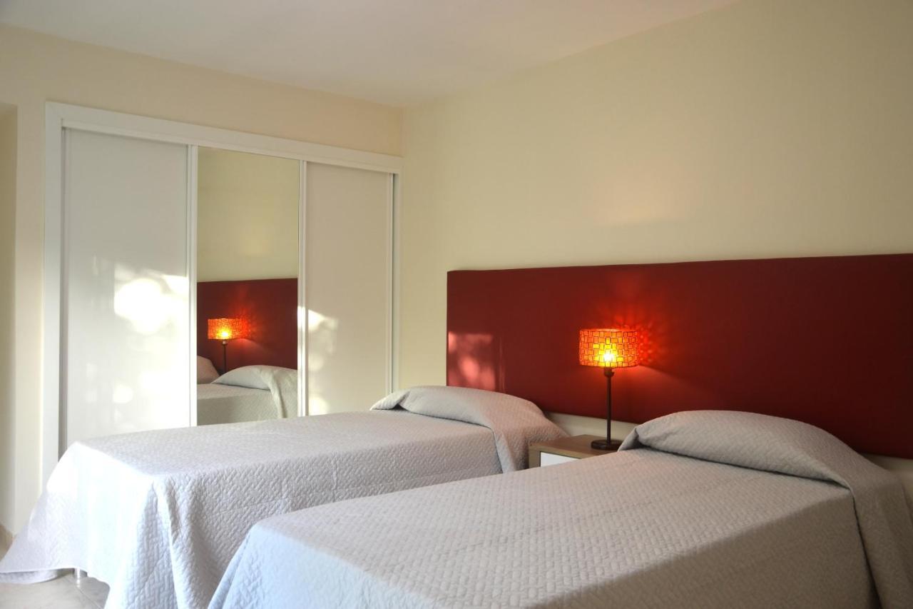 On The By Galantevasques Villa *