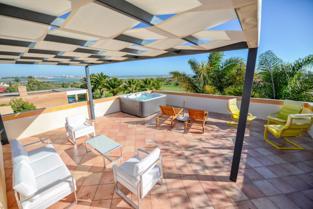 Ria Alvor Luxurious Golfview