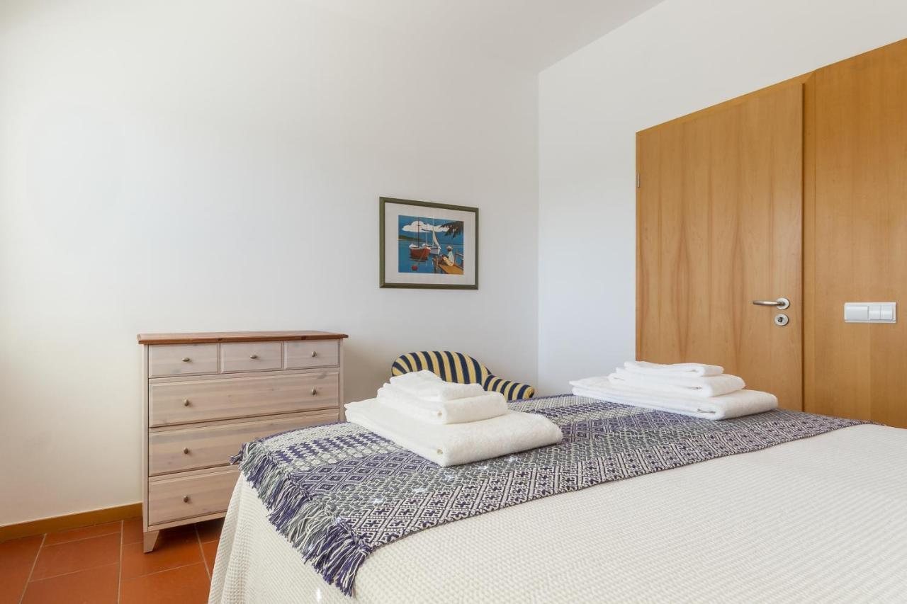 Marina Starboard Apartment, Apartment *
