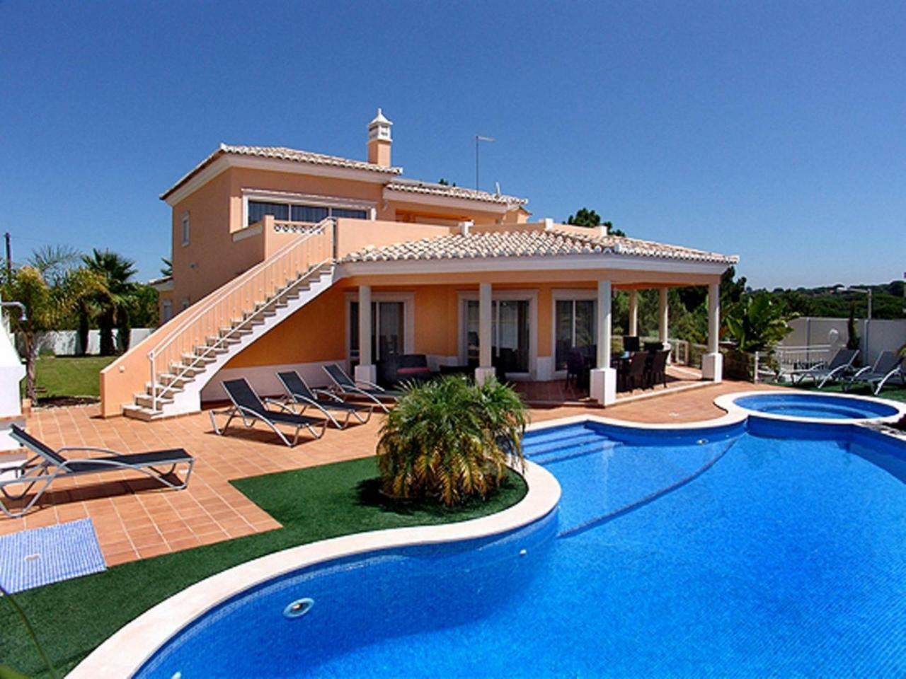 Duma Villa *