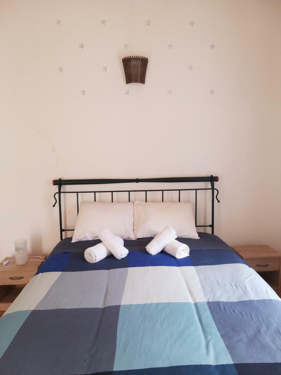 Orange3 Hostel *