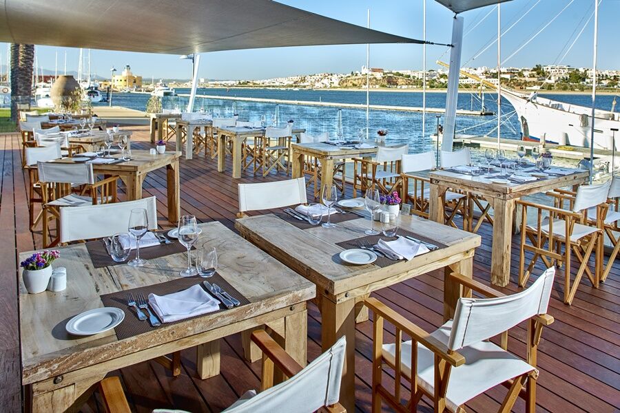 Nh Marina Hotel
