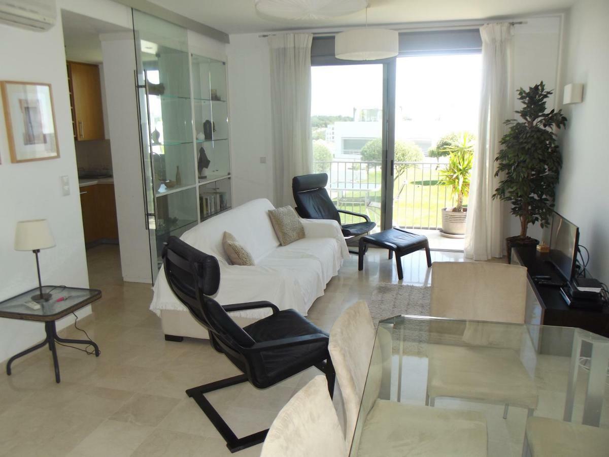 Penthouse In Private Complex By Homekeys Apartment *