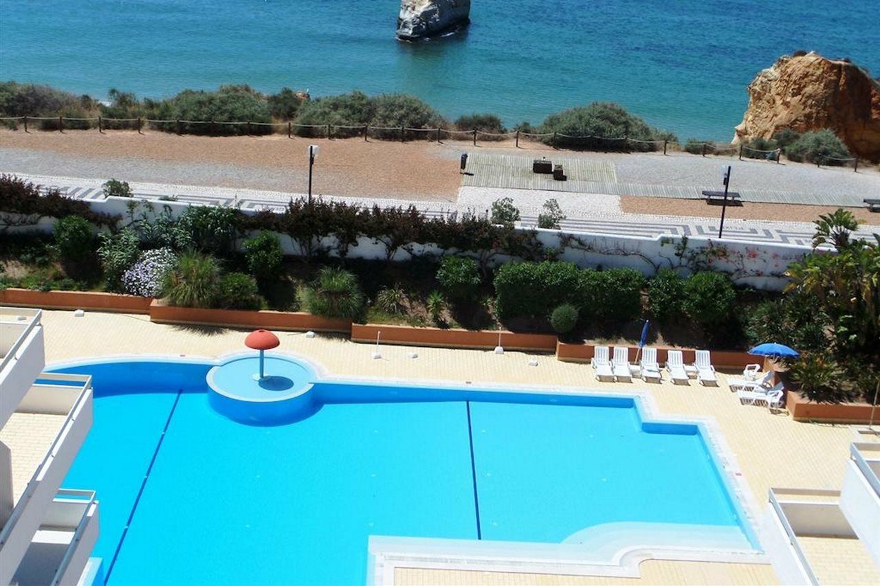 Luar Hotel 3*