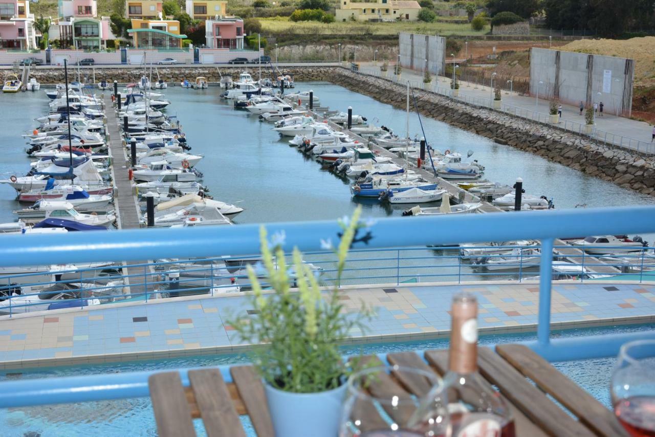 Stunning With Marina Views Apartment *