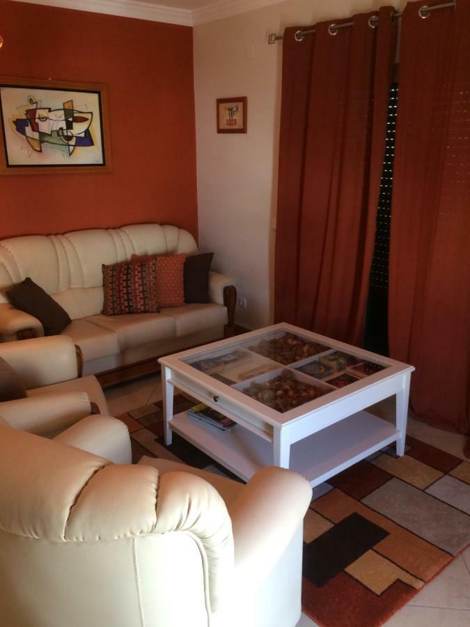 Gomeira Floor Apartment *