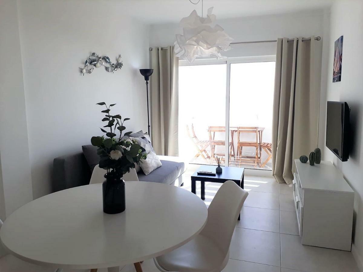Atlantico 8- Vista Mar, Ar-condicionado, 80mt Praia, Wifi Apartment