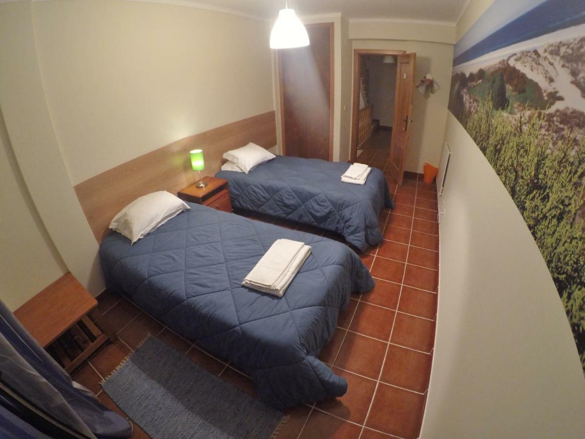 Hostel Supertubos *