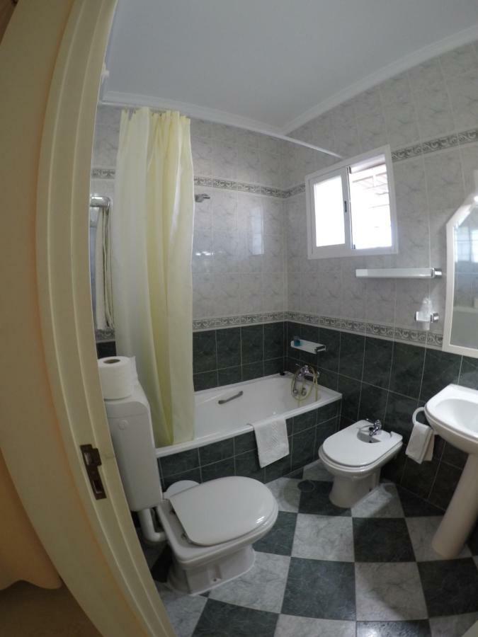 Formosa Al-estabelecimento De Hospedagem,quartos-rooms * Monte Gordo