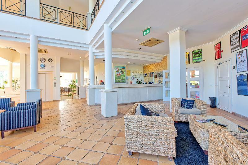 Colina Holiday park 4*