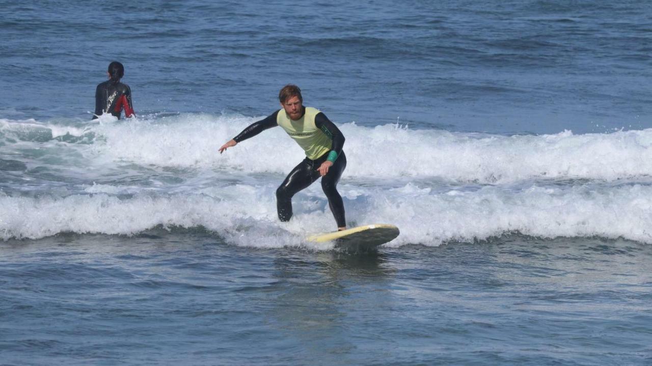 & Surfcamp 55