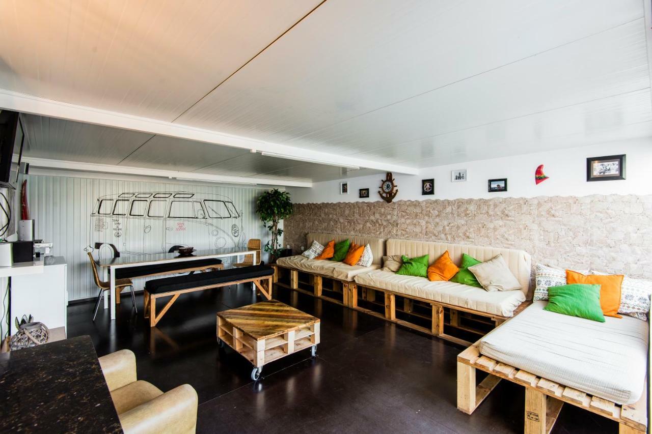 & Surfcamp 55 Hostel Ericeira